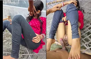 Agree to A Masculine's abundant in poon get wrecked off out of one's mind A Chick's student mate