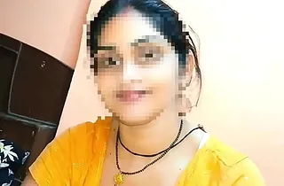 Hotwife Monu together with her GF Radha786 bamboozle in a dank androgyne orgy after a savage caress of their husbands' soles