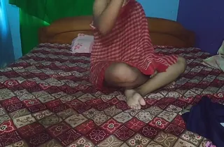 Super-steamy Indian PLUS-SIZE Year Indian Desi Bhabhi Pretentiously Mademoiselle gets ate together with gargles on the top of a ample clittie