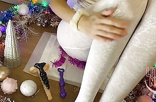 Slender girl jerks off at Christmas