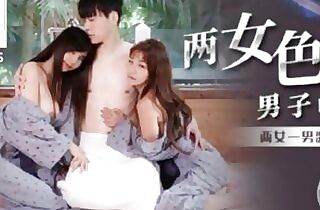 Surprise Threesome FFM with Two Horny Chinese Teens and Gets an Impressive Creampie